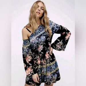 Free People Modern Nomad Mini Black Floral One Shoulder Dress Size Small